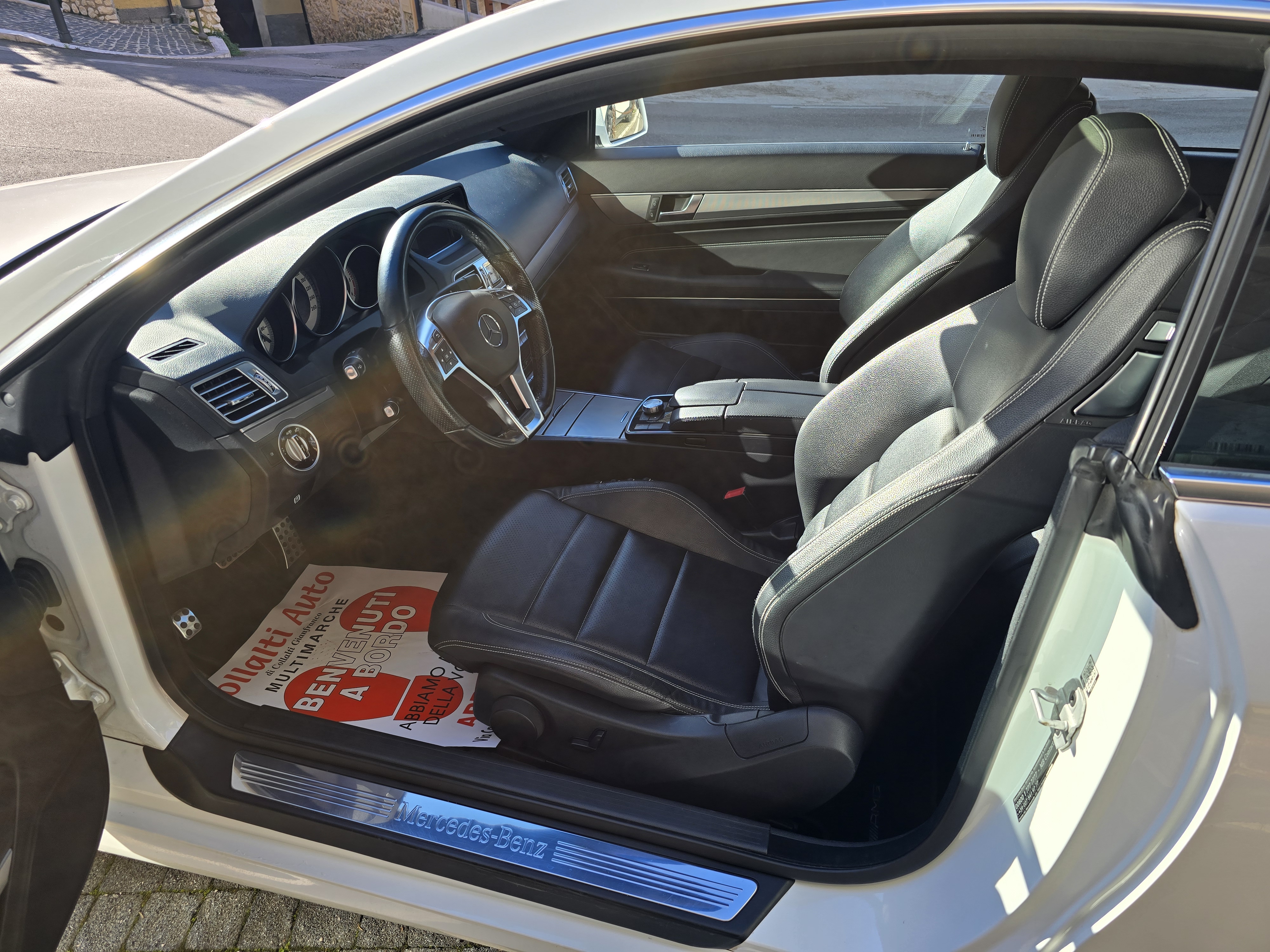 MERCEDES-BENZ E 250 d Coupé Pack AMG - Foto 6