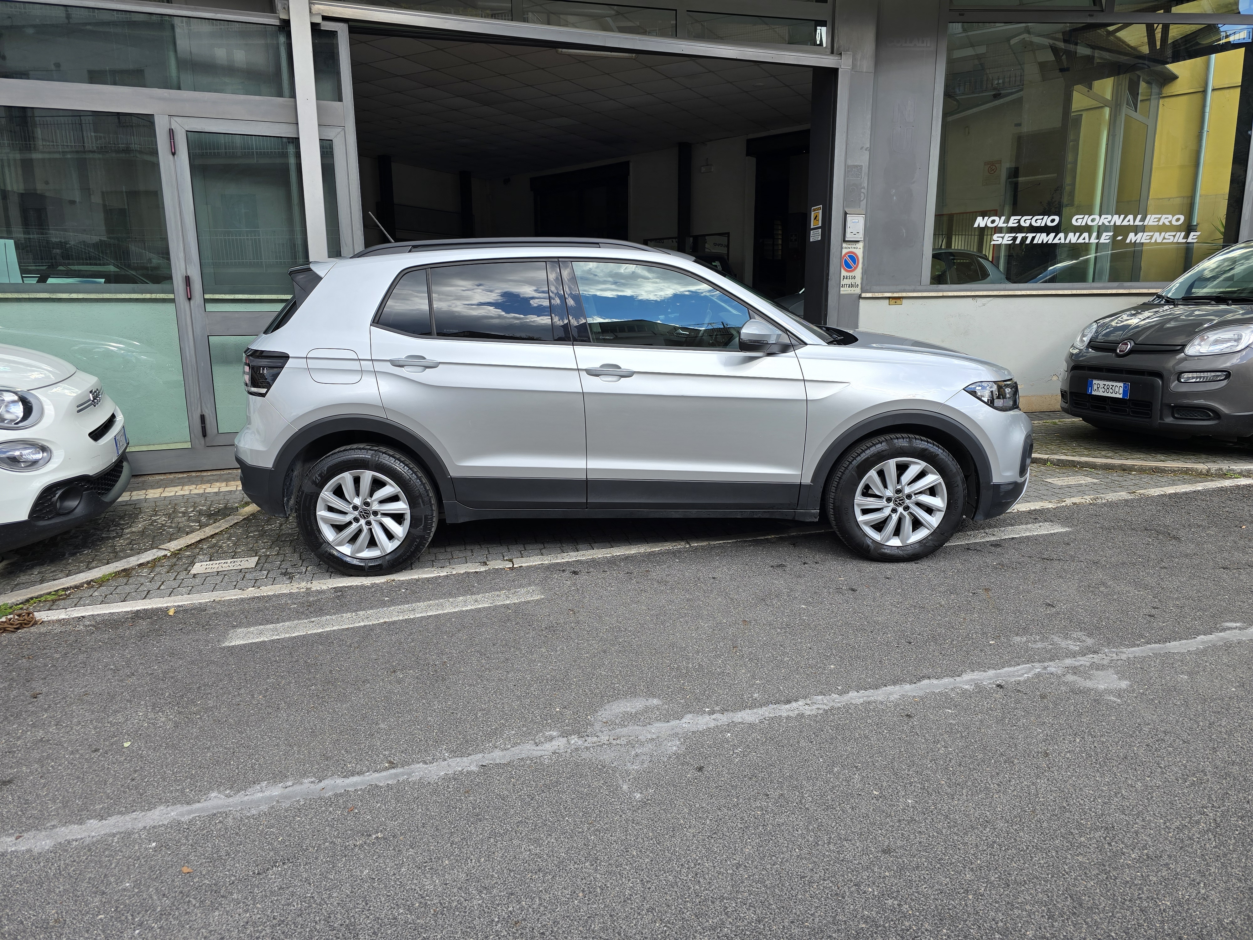 VOLKSWAGEN T-Cross 1.0 TSI Style BMT 95cv - Foto 4