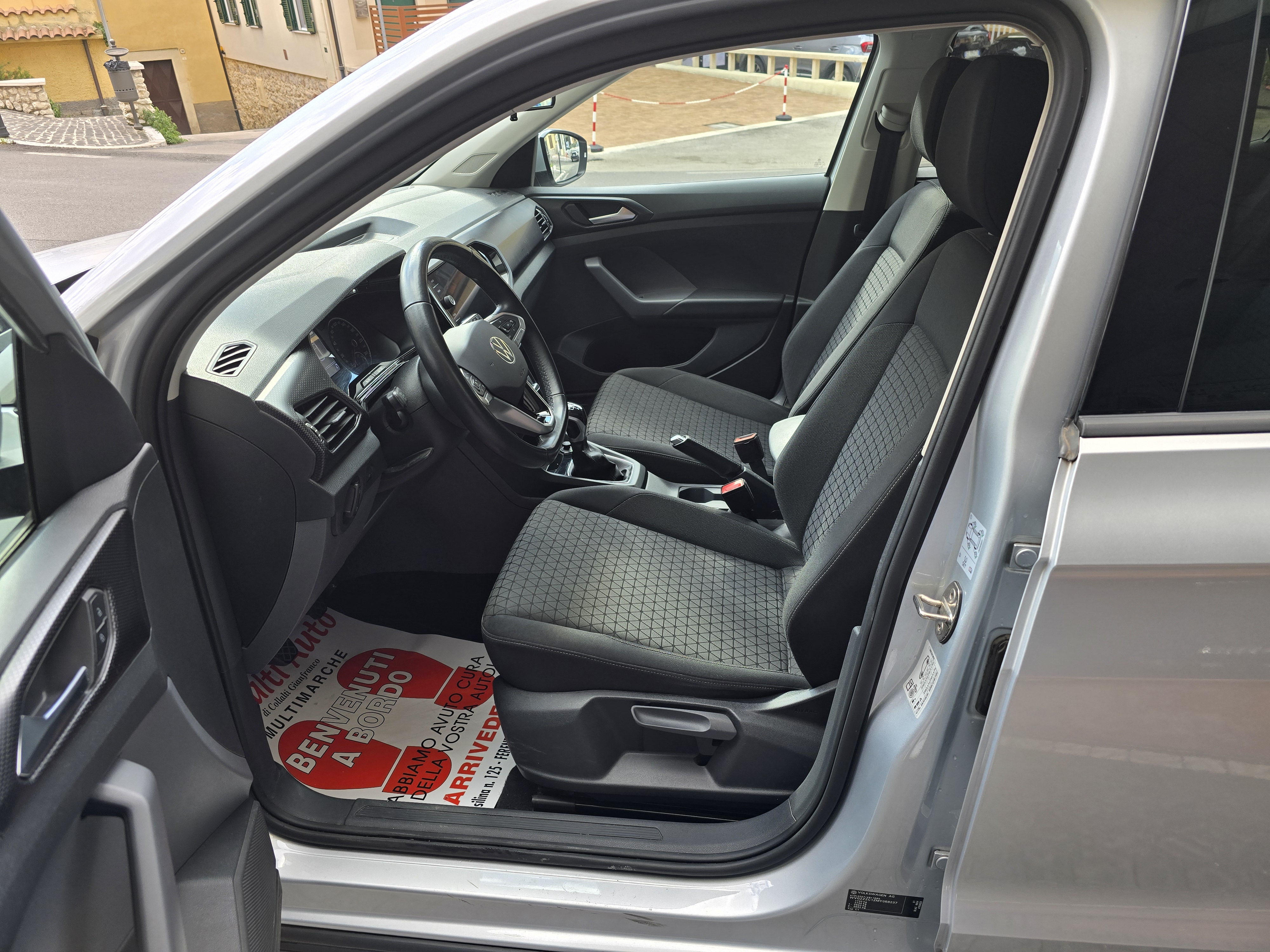 VOLKSWAGEN T-Cross 1.0 TSI Style BMT 95cv - Foto 6