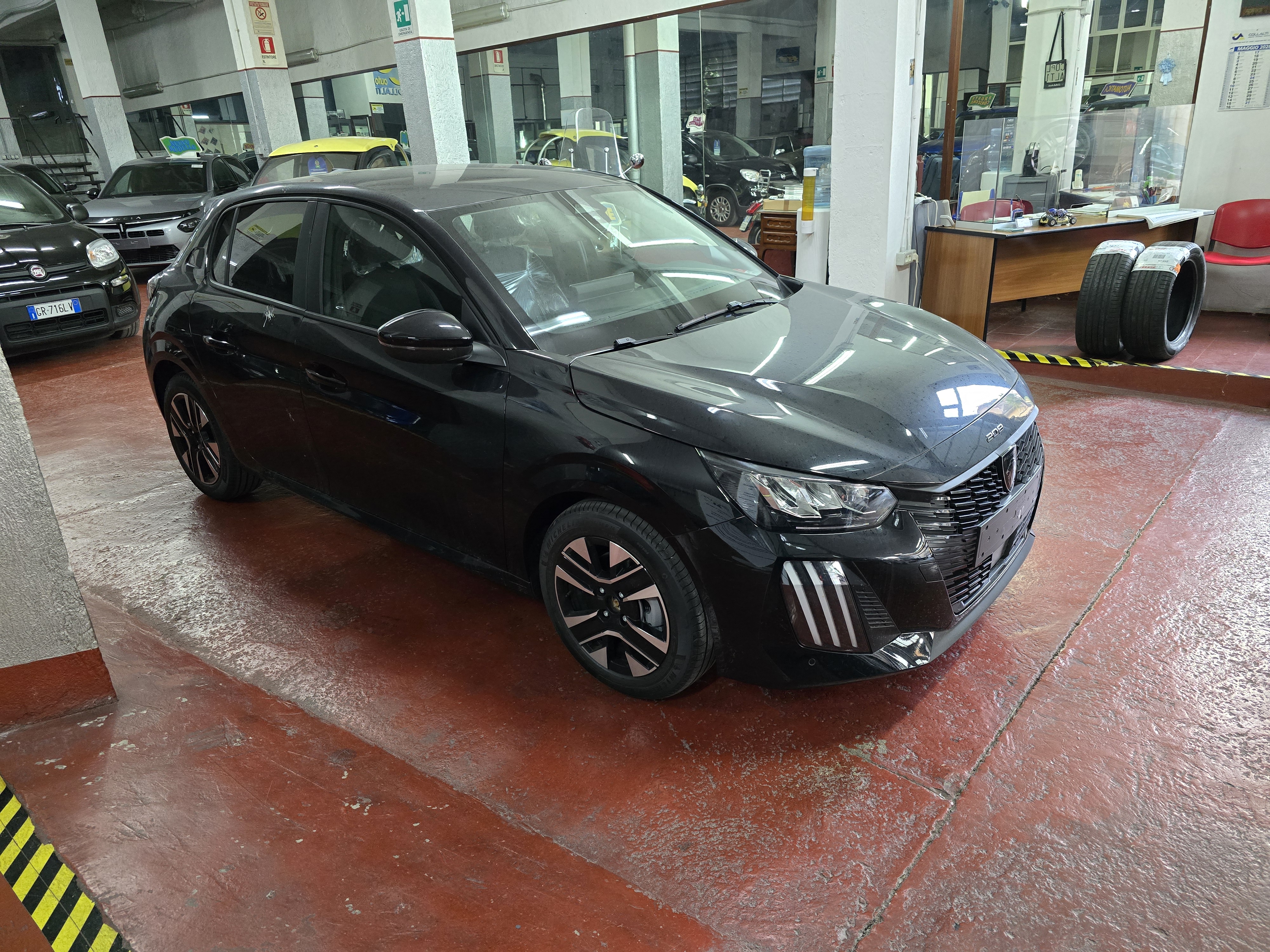 PEUGEOT 208 Edition Turbo 100cv - Foto 3