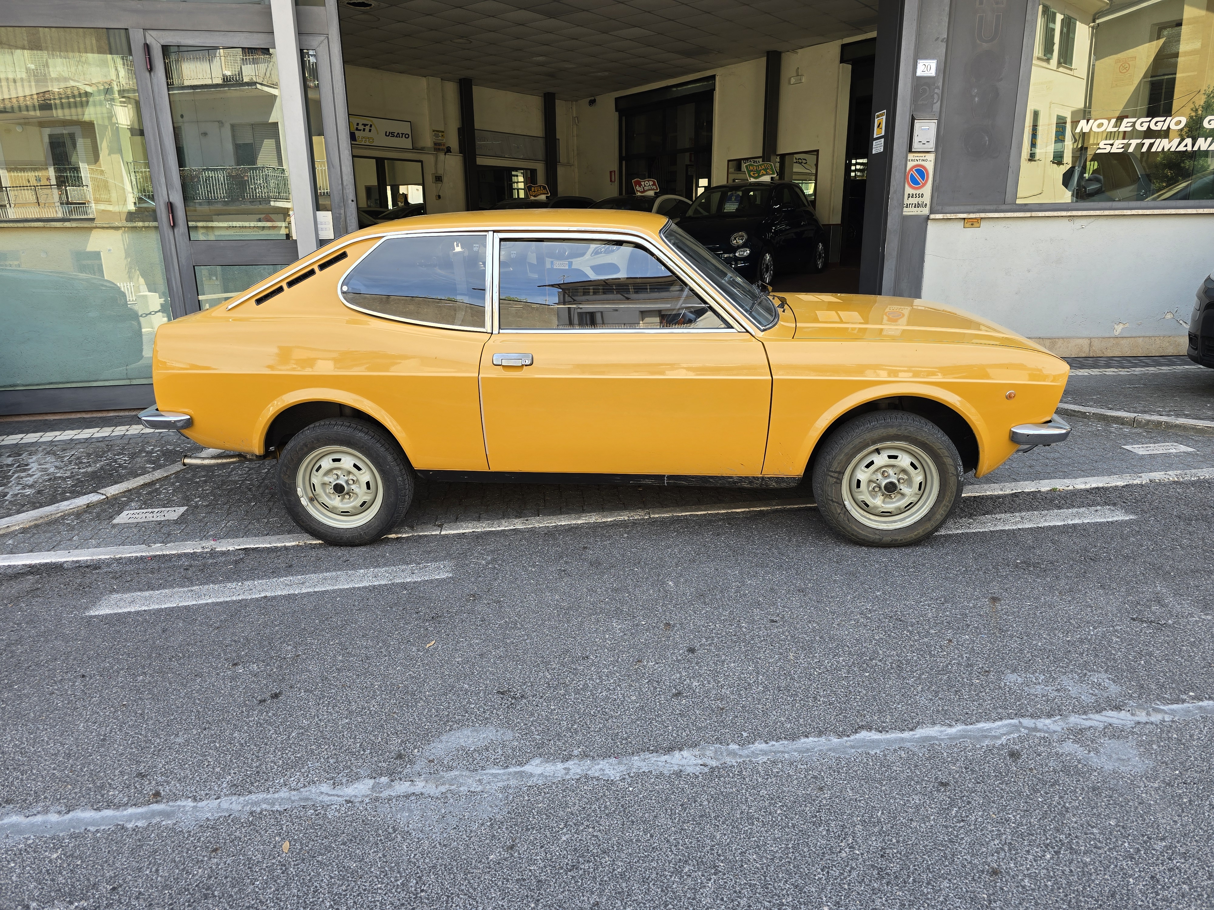 FIAT 128 SL 1100 miniatura 10