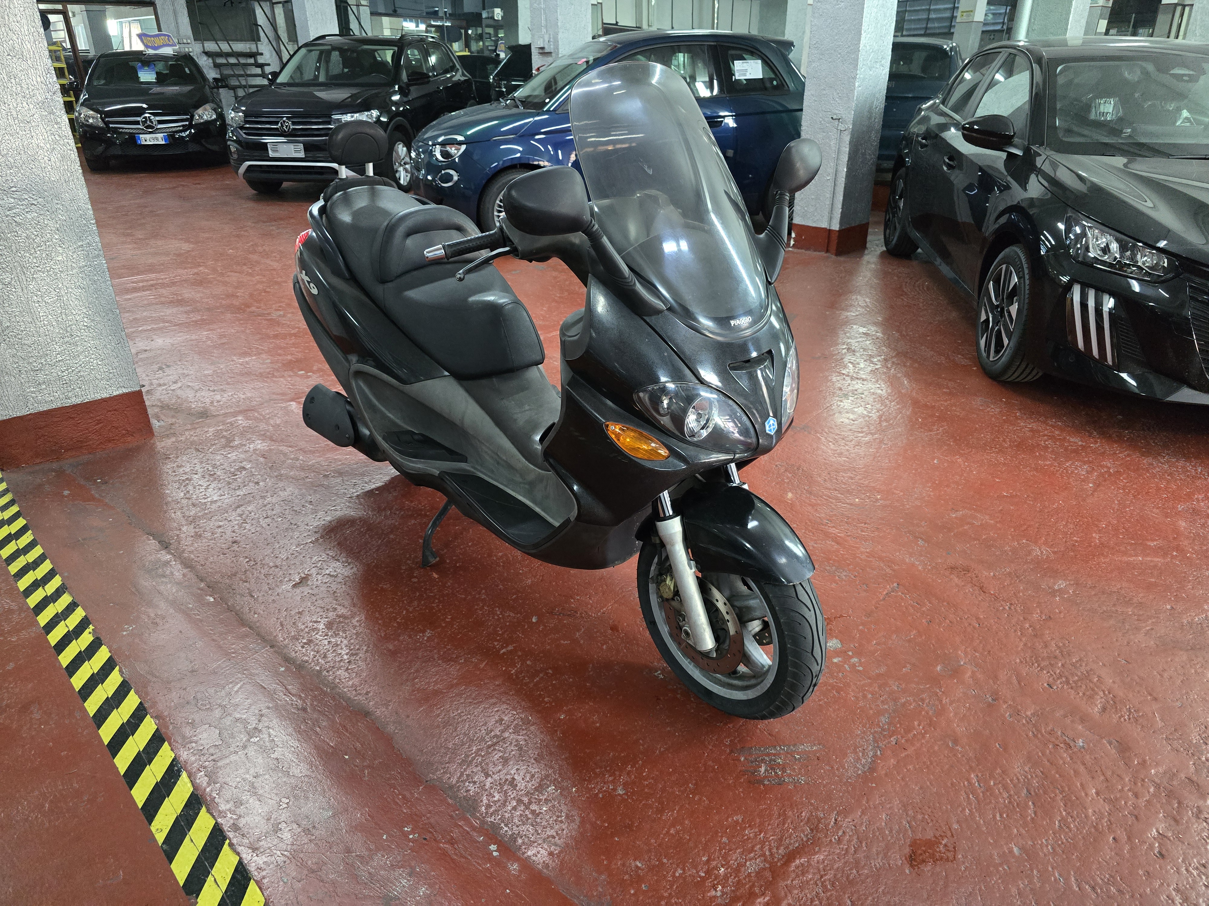 PIAGGIO X9 250