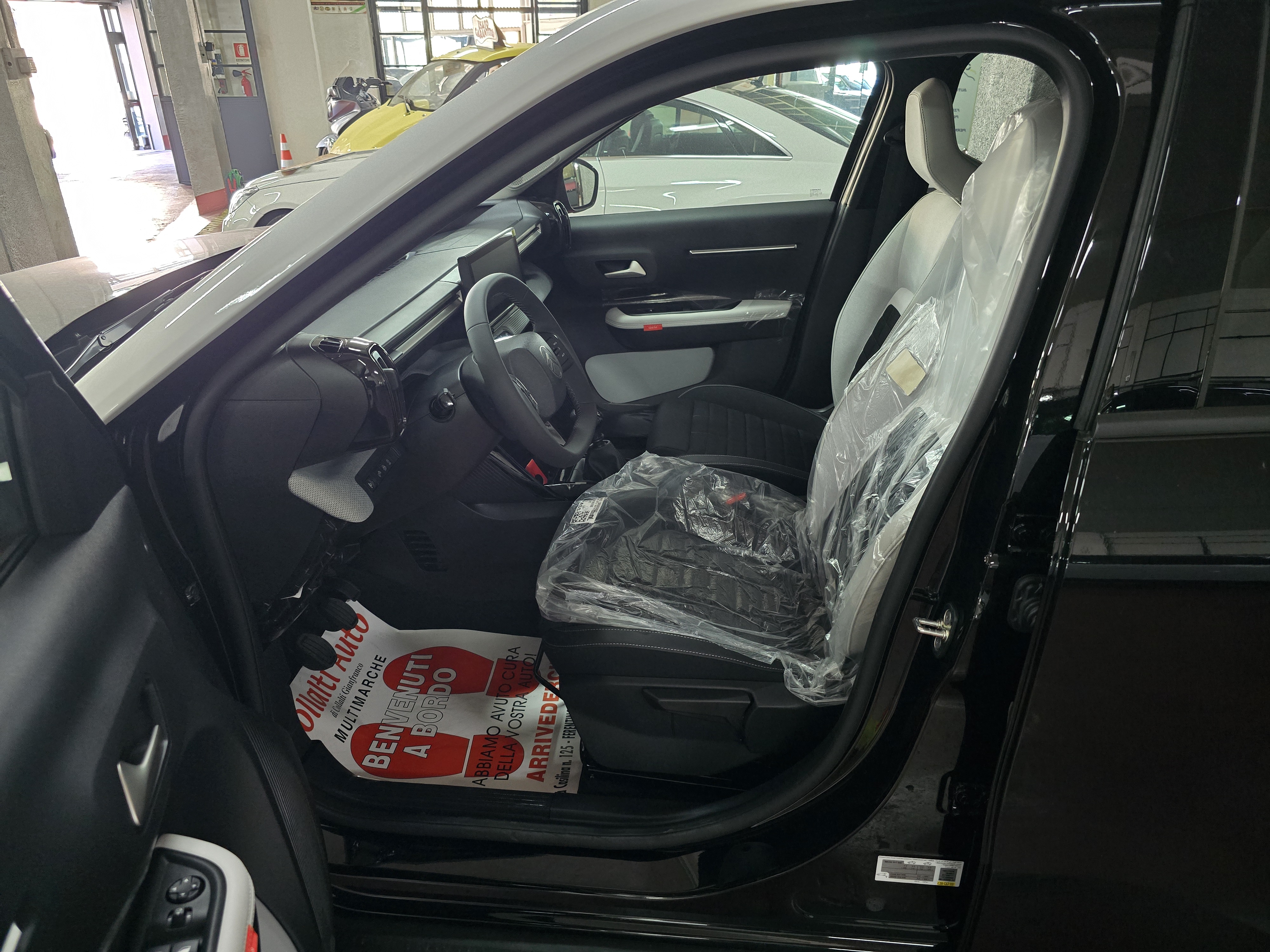 CITROEN C3 1.2 PureTech Turbo MAX 100cv S&S miniatura 6