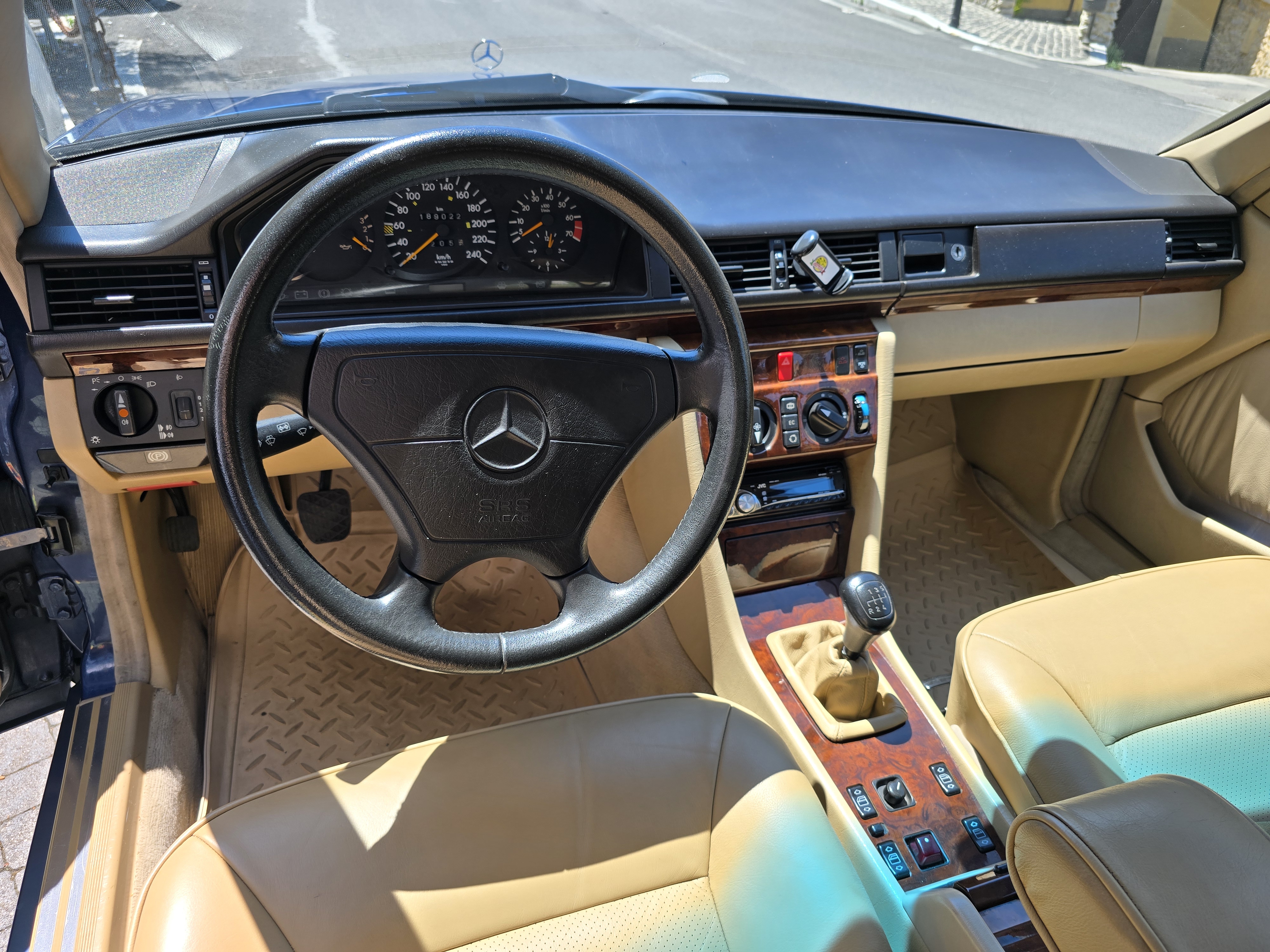 MERCEDES E 200 cabrio - Foto 5