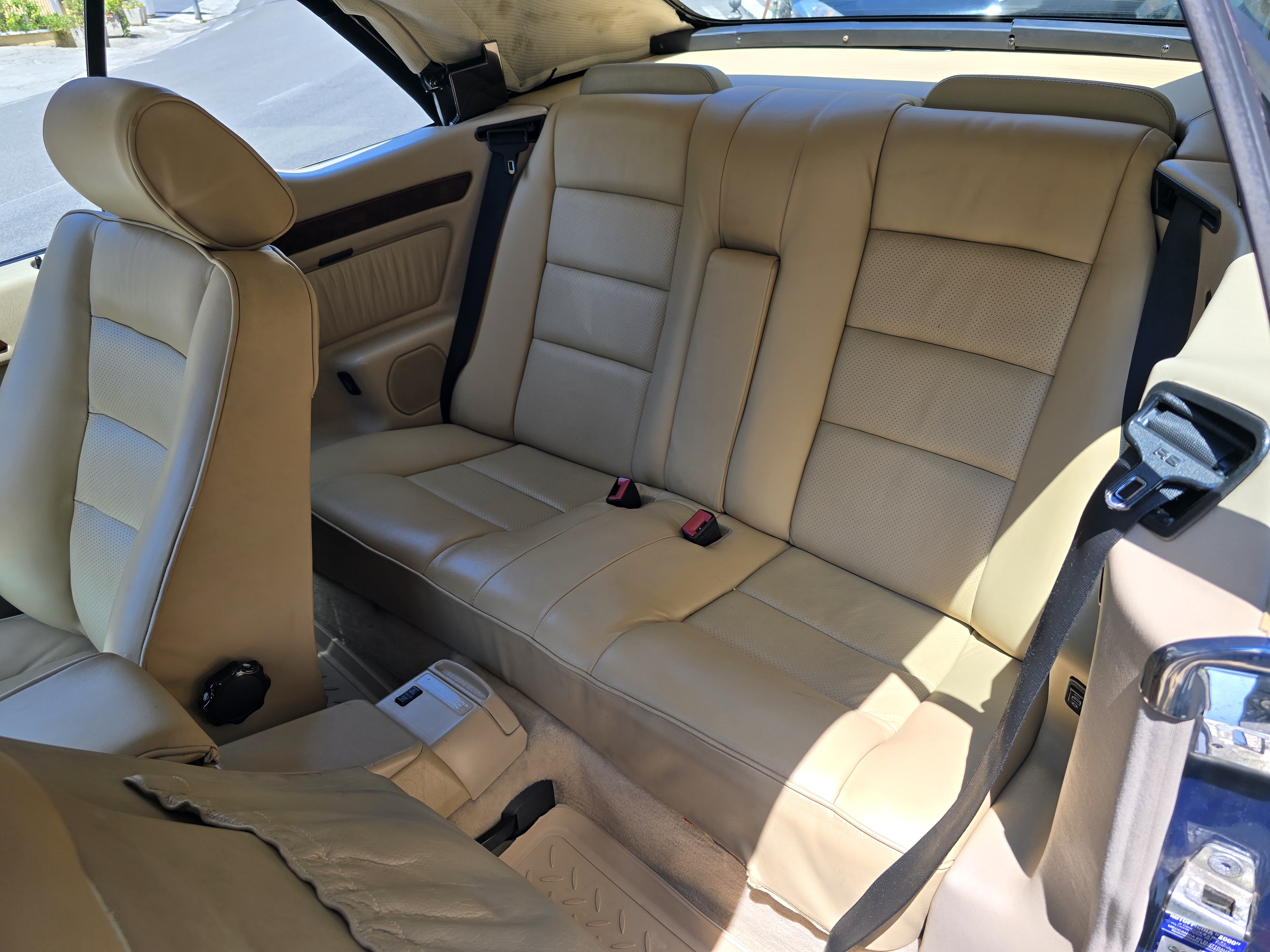MERCEDES E 200 cabrio miniatura 7