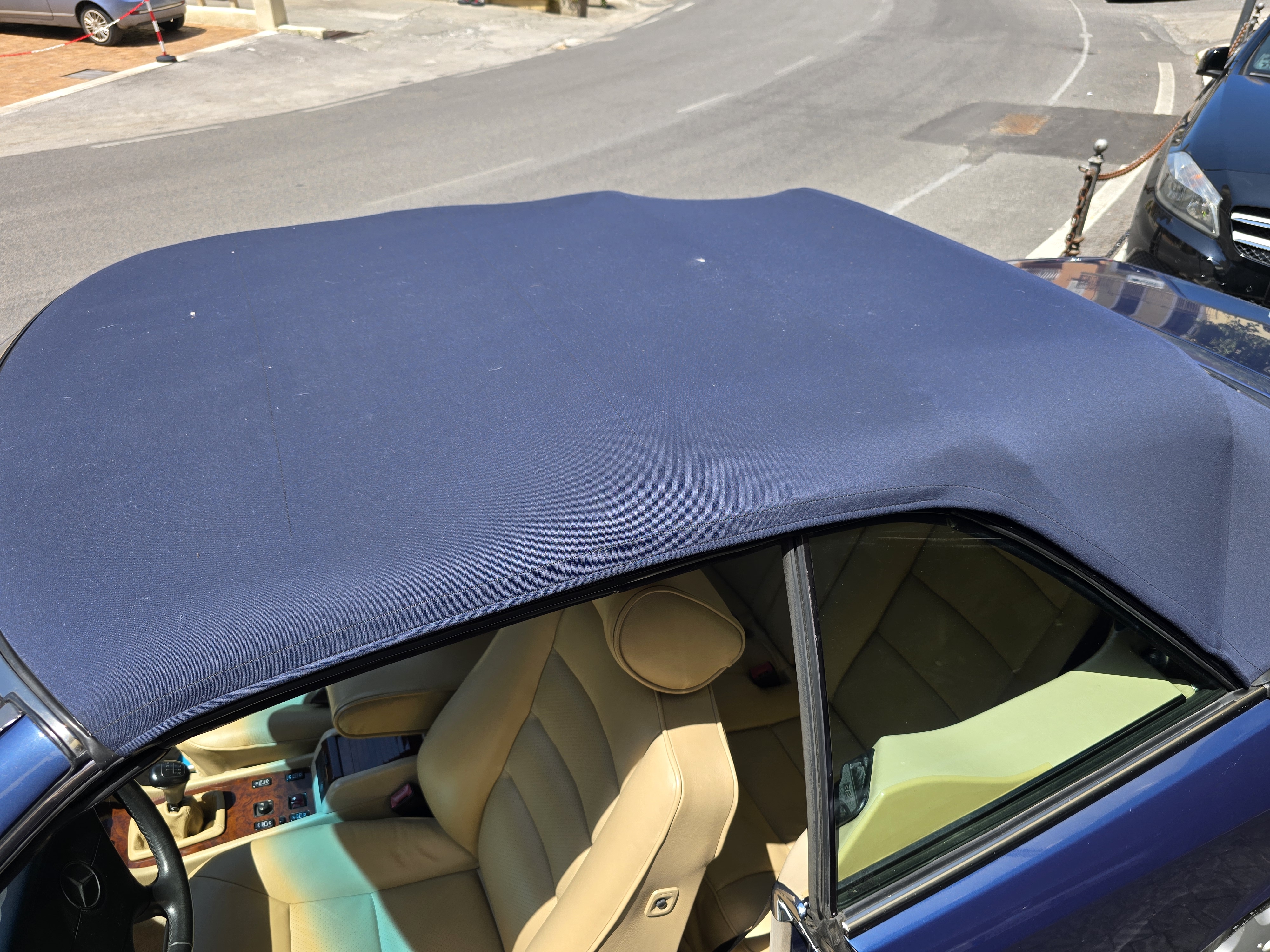 MERCEDES E 200 cabrio miniatura 10
