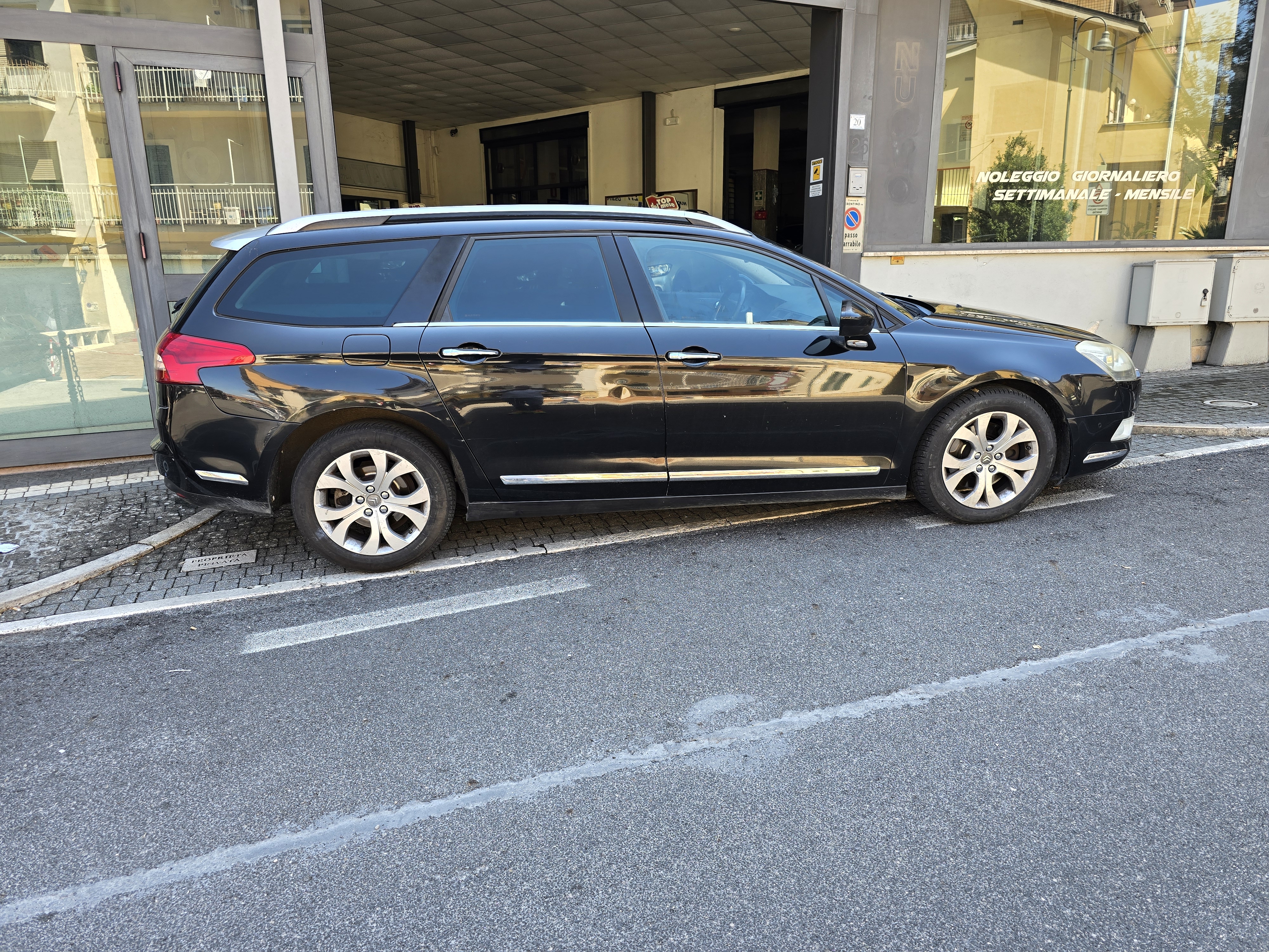 CITROEN C5 Tourer 2.2 B-T HDi 173 Exclusive miniatura 8