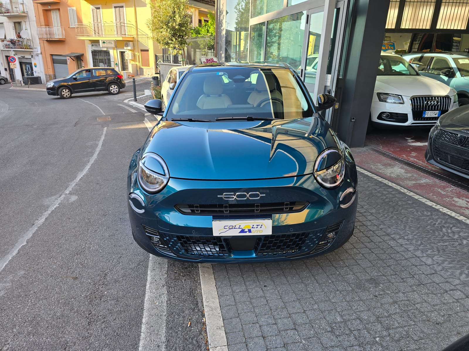 FIAT 600 1.2 Hybrid 100cv Icon miniatura 3