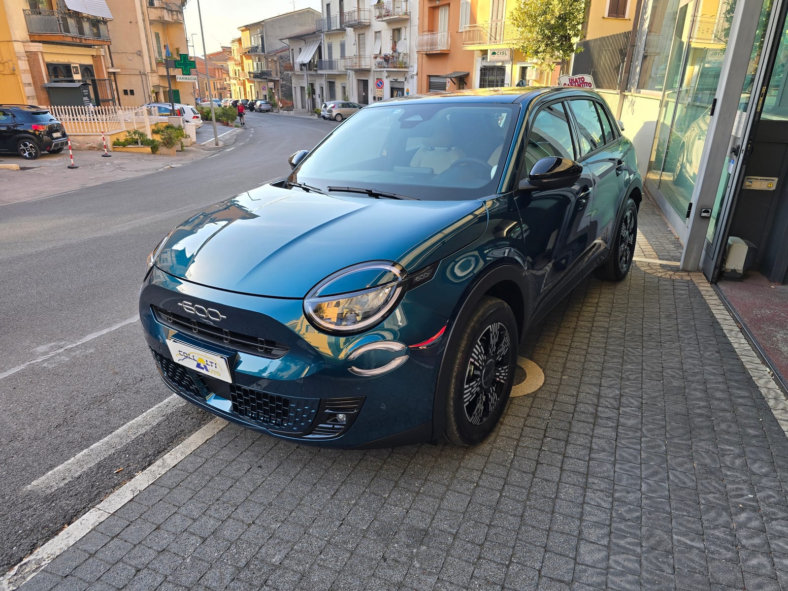 FIAT 600 1.2 Hybrid 100cv Icon miniatura 9