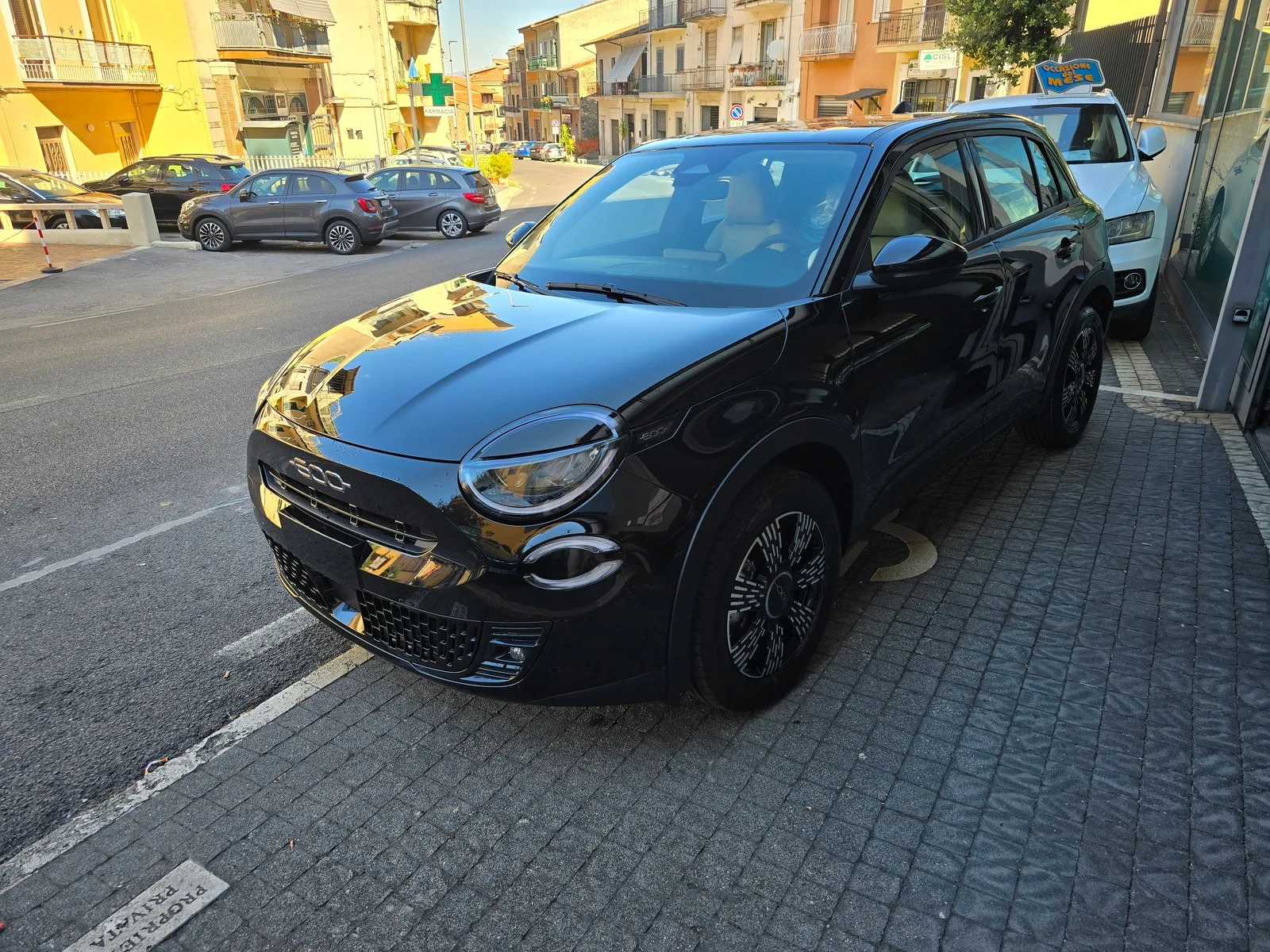 FIAT 600 1.2 Hybrid 81kW (110cv) Icon miniatura 8