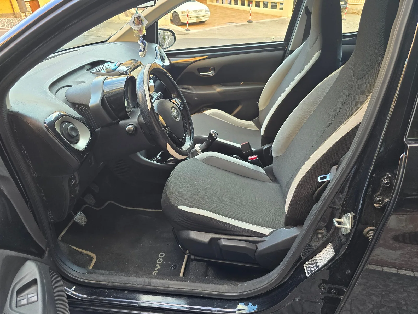 TOYOTA Aygo x-clusiv 1.0 VVT-i 69cv 5 porte miniatura 6