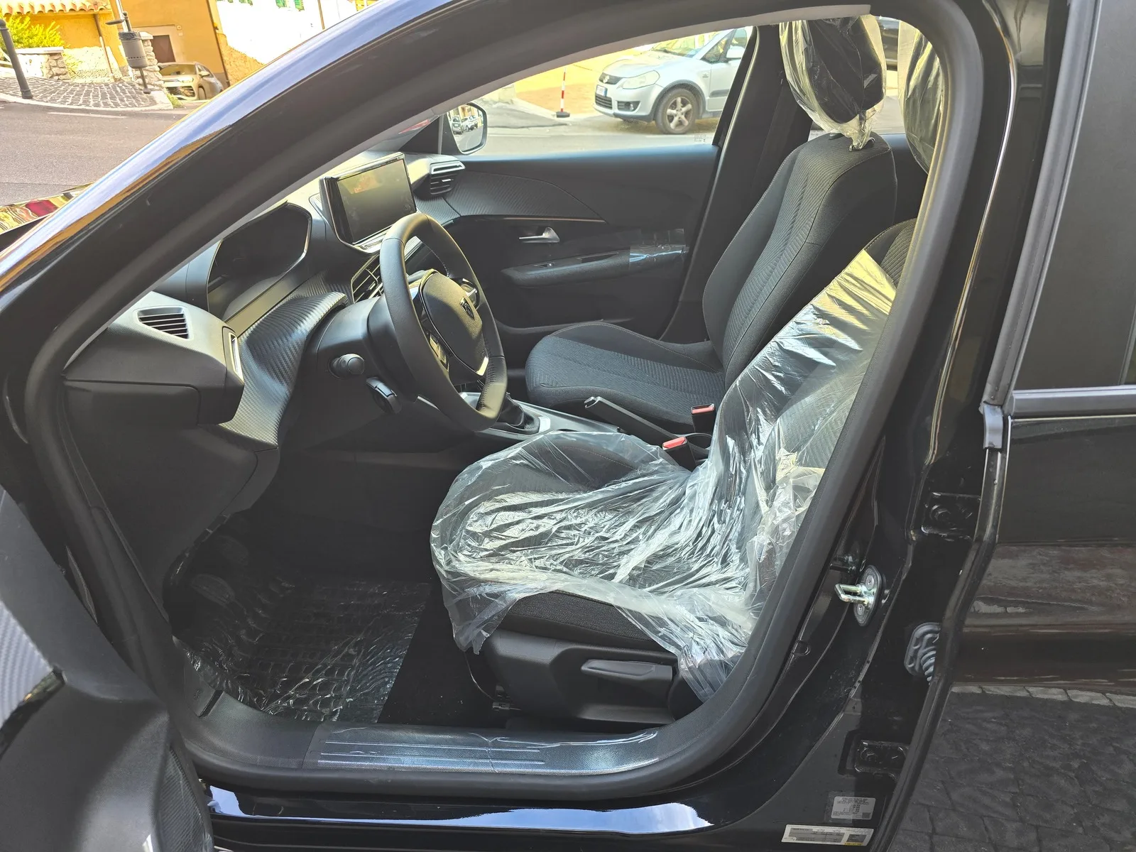 PEUGEOT 208 5p. Edition Turbo Benzina 100cv miniatura 6