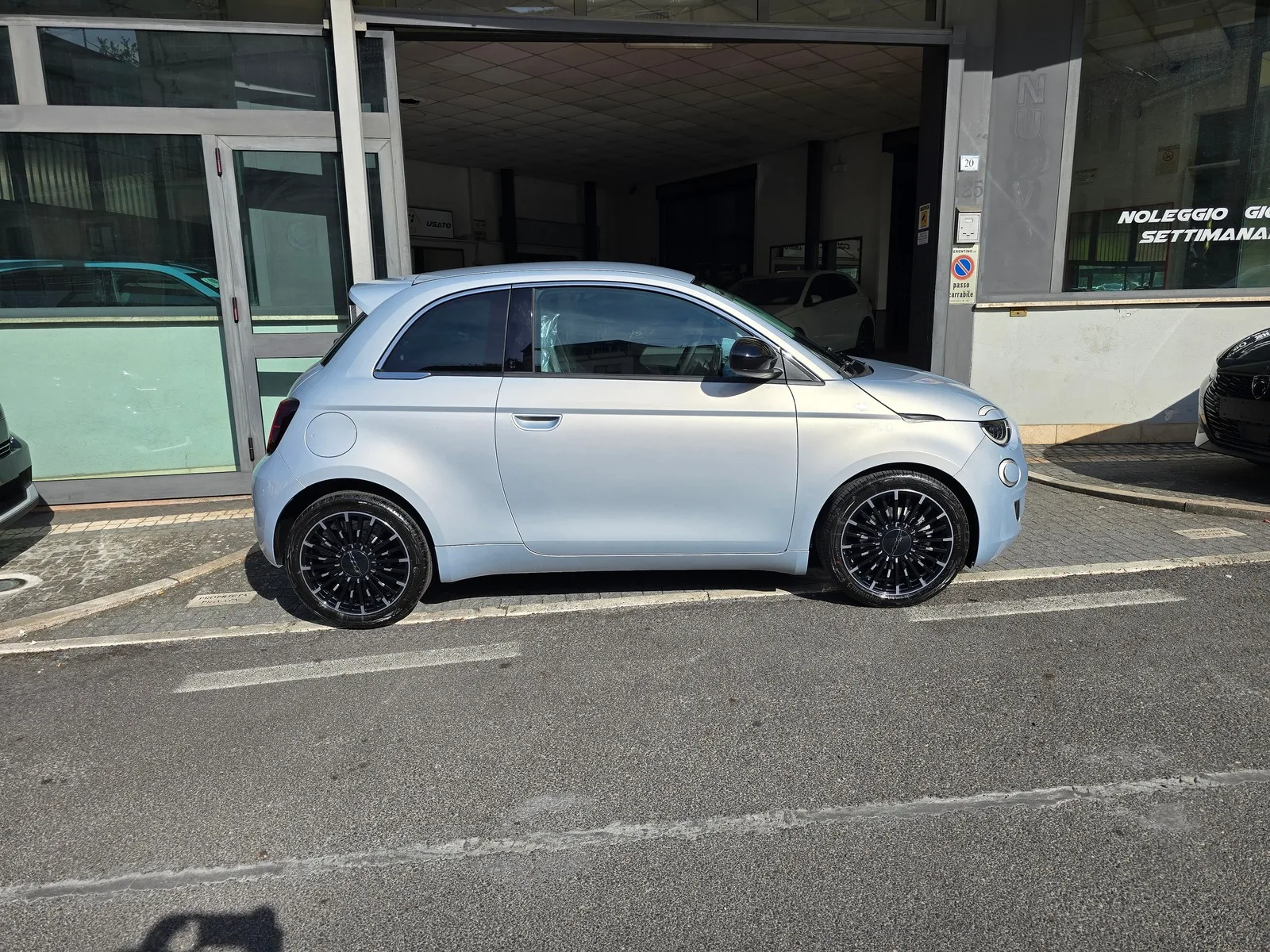 FIAT 500 1.0 Hybrid 65cv ICON miniatura 8