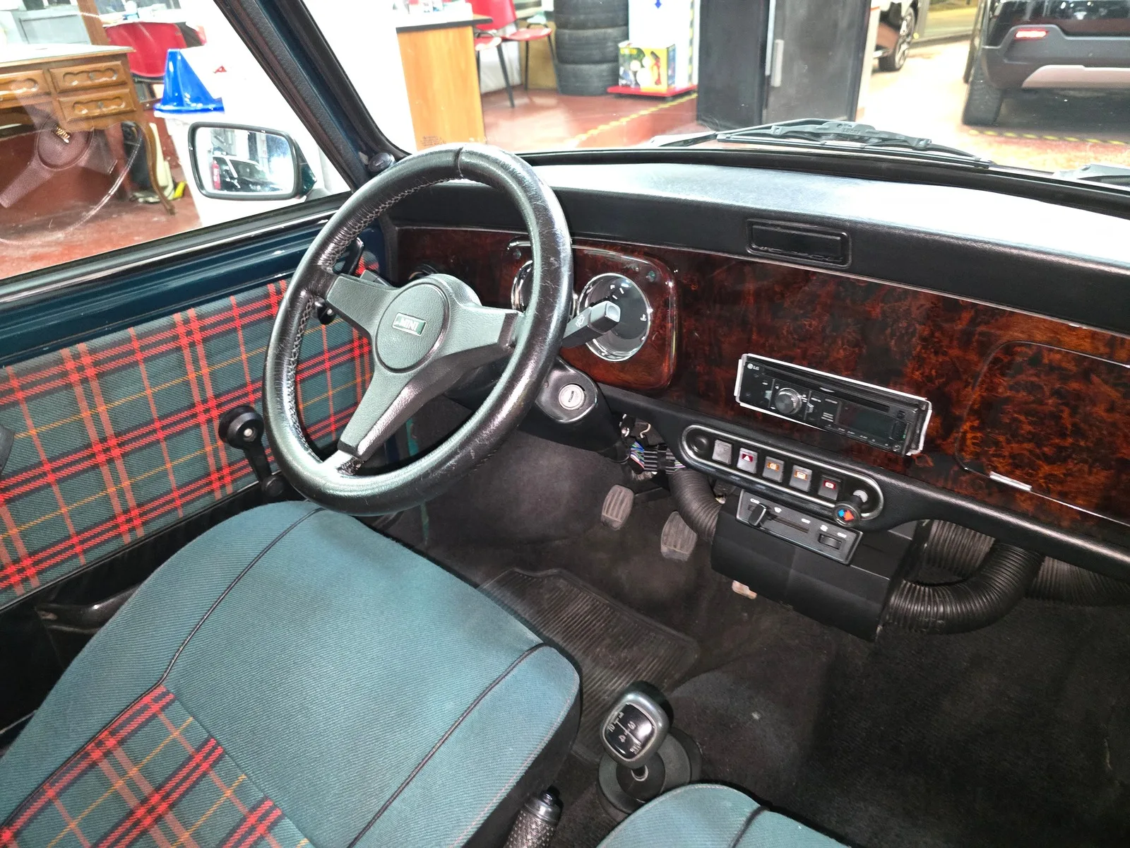 Rover Mini 1.3i cat Balmoral Edition miniatura 5