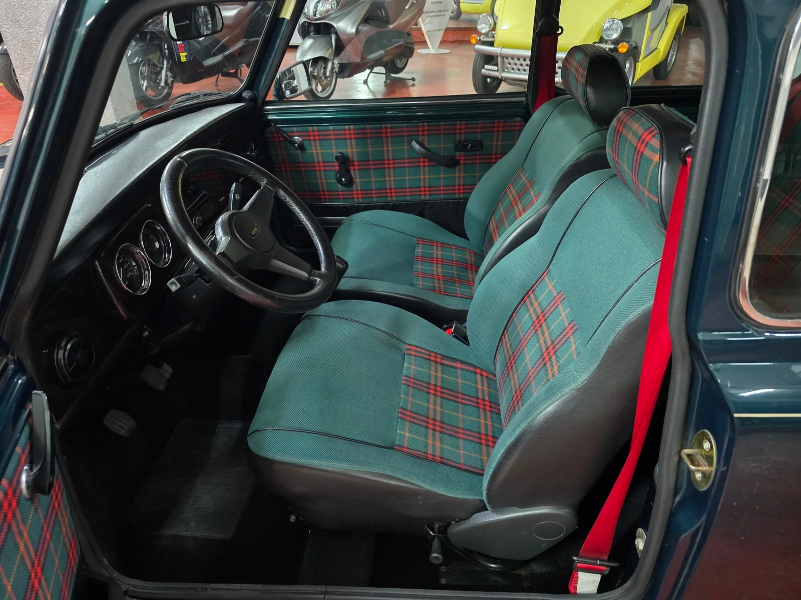 Rover Mini 1.3i cat Balmoral Edition miniatura 6