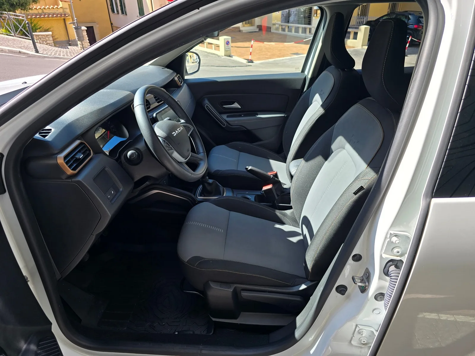 Dacia Duster 1.0 TCE Eco-G 4x2 GPL Extreme miniatura 6
